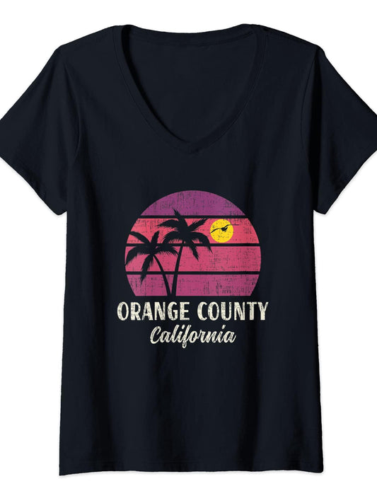 Womens Orange County Vintage 70s Palms Sunset Retro Design T-shirt Orange County 220gsm Cotton Round Neck Short Sleeve Casual Henley Shirt Men T-shirt